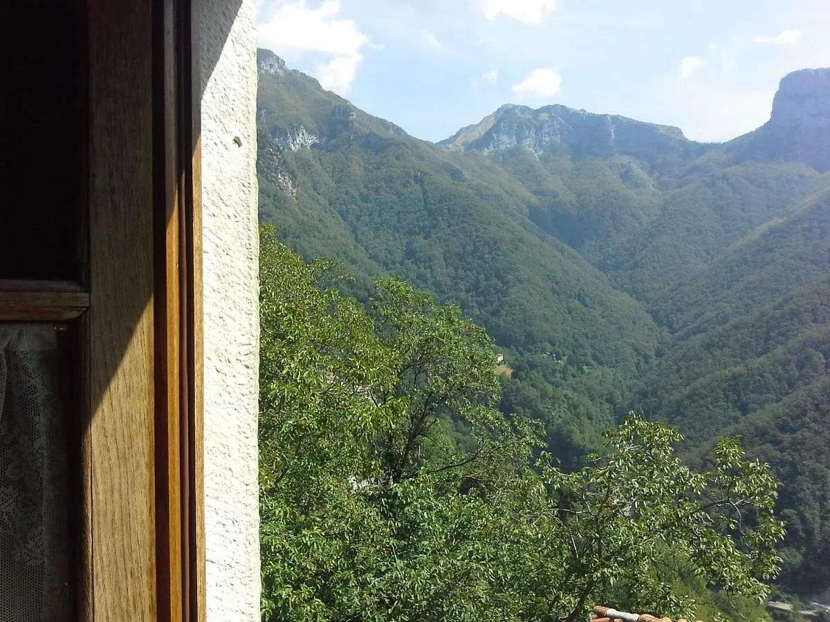 La Canonica Room's Stazzema
