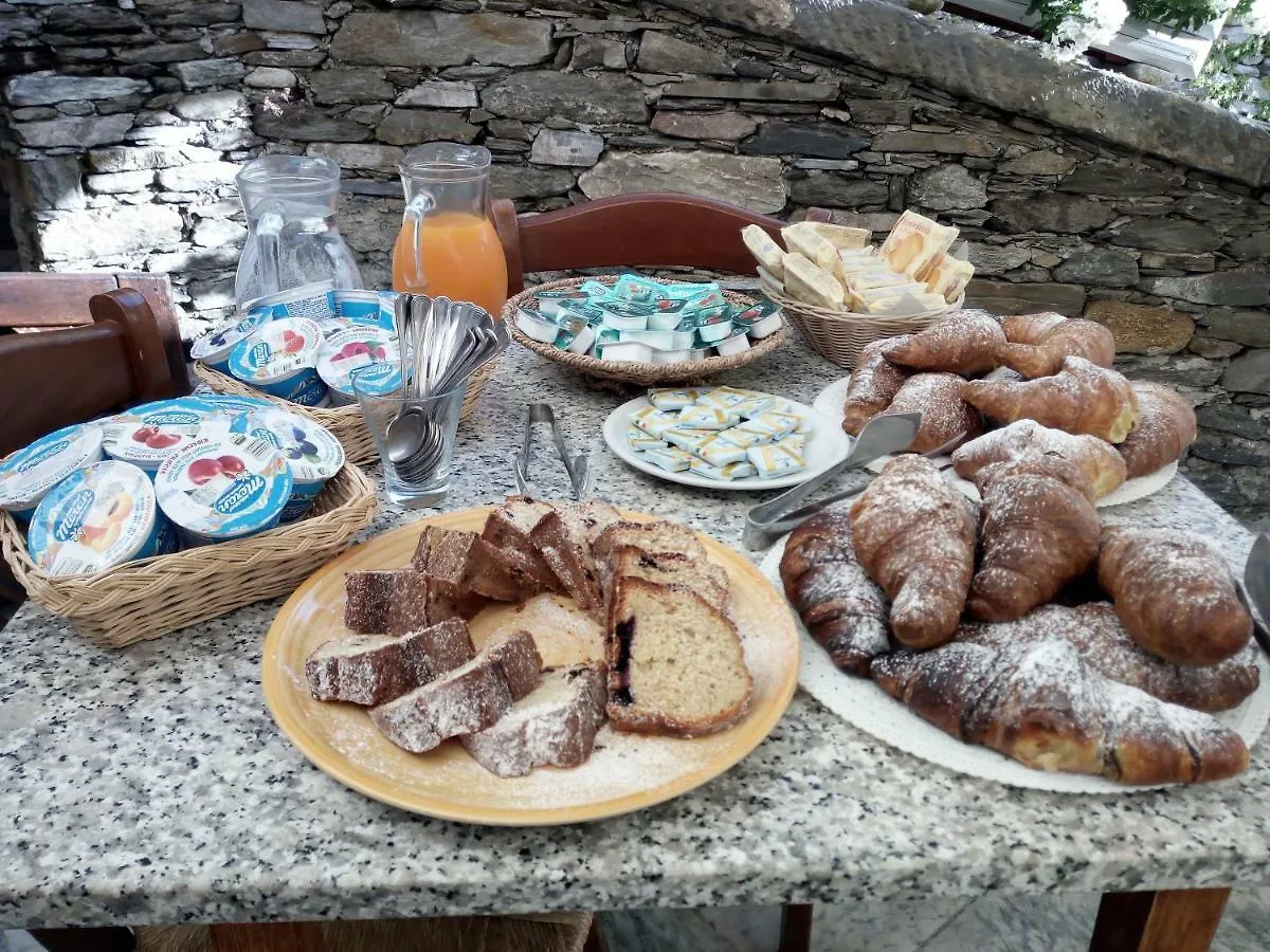La Canonica Room's Stazzema Bed & Breakfast